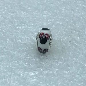 Pandora ,” Disney Classic Minnie “ S925ALE, Murano Glass Charm #791634, …